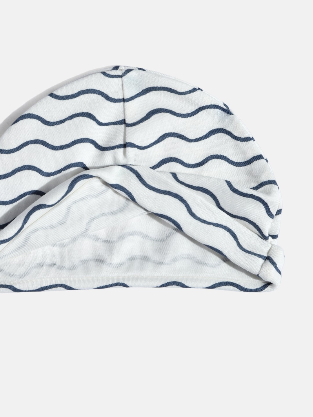 https://cdn.fynd.com/v2/falling-surf-7c8bb8/fyprod/wrkr/products/pictures/item/free/original/000000410404797004/AWjXFUhJ8Zu-000000410404797004_3.jpg