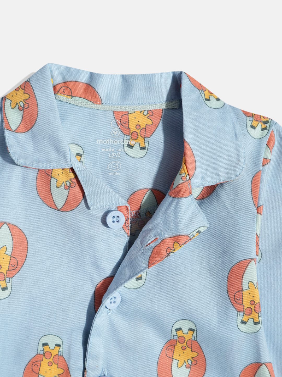 https://cdn.fynd.com/v2/falling-surf-7c8bb8/fyprod/wrkr/products/pictures/item/free/original/000000410404868001/JkZhbM250QU-000000410404868001_3.jpg