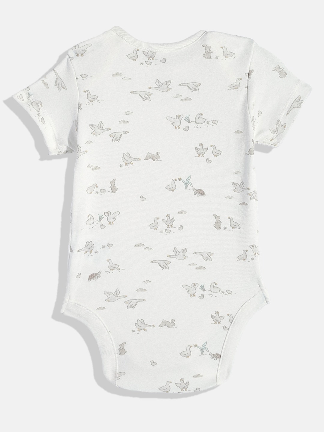 https://cdn.fynd.com/v2/falling-surf-7c8bb8/fyprod/wrkr/products/pictures/item/free/original/000000410404929001/JJ-s0r0cYW4-000000410404929001_8.jpg