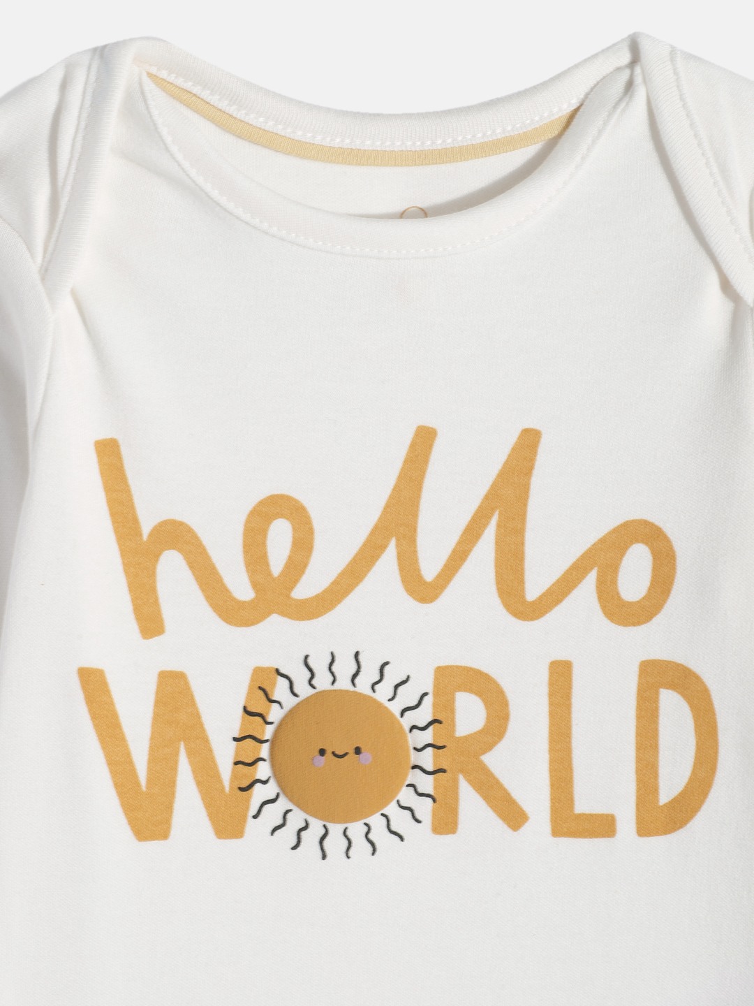 https://cdn.fynd.com/v2/falling-surf-7c8bb8/fyprod/wrkr/products/pictures/item/free/original/000000410404932001/7v79JPJ8AYt-000000410404932001_3.jpg