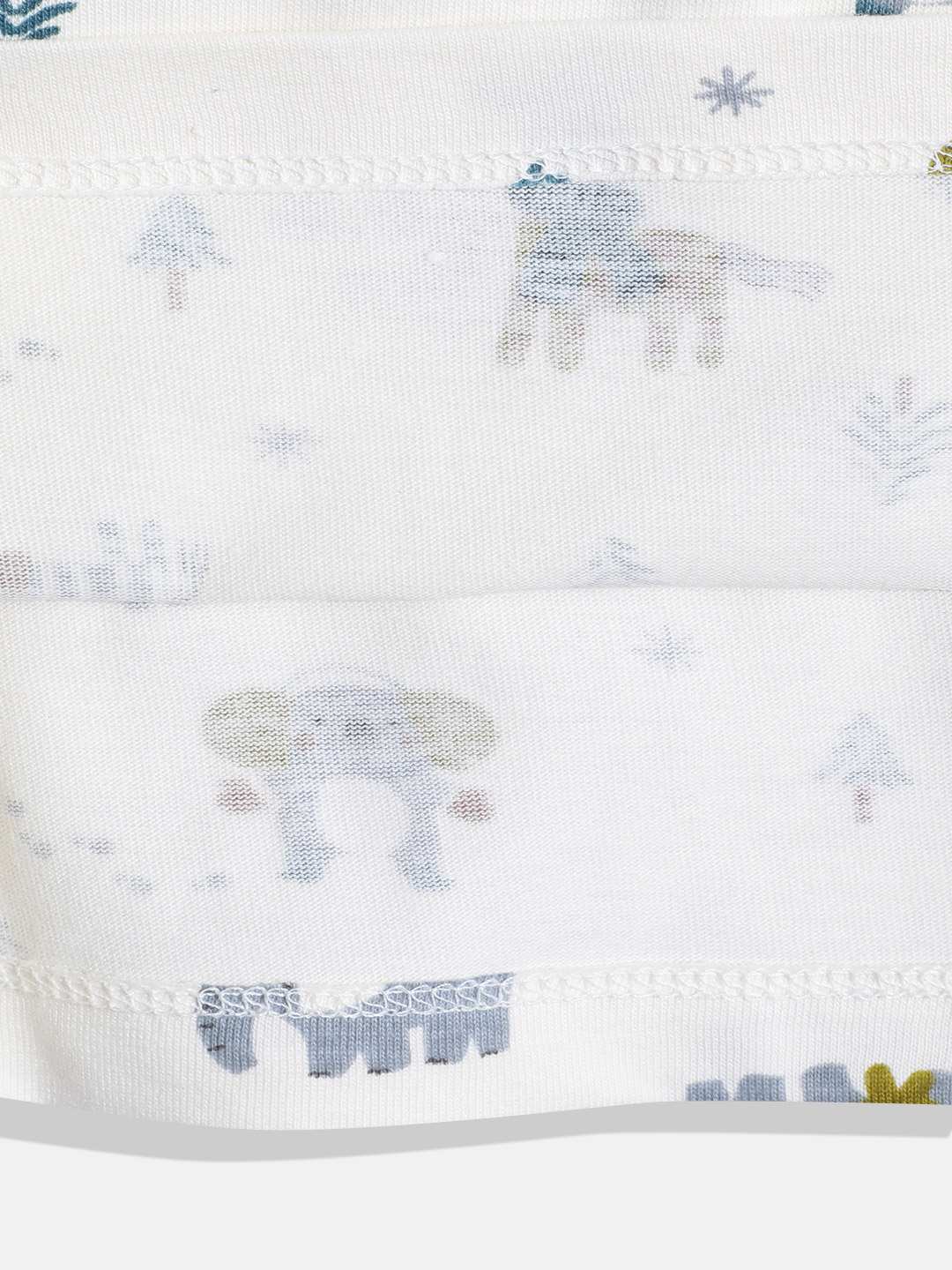 https://cdn.fynd.com/v2/falling-surf-7c8bb8/fyprod/wrkr/products/pictures/item/free/original/000000410405115001/I9Vb_sSJcC-GG25124_7.jpg