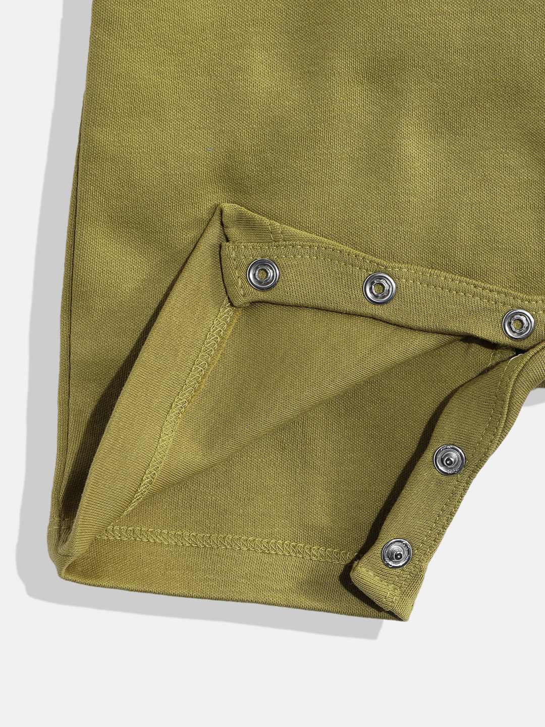 https://cdn.fynd.com/v2/falling-surf-7c8bb8/fyprod/wrkr/products/pictures/item/free/original/000000410405123001/5_lHuGuq5ou-410405123001_11.jpg