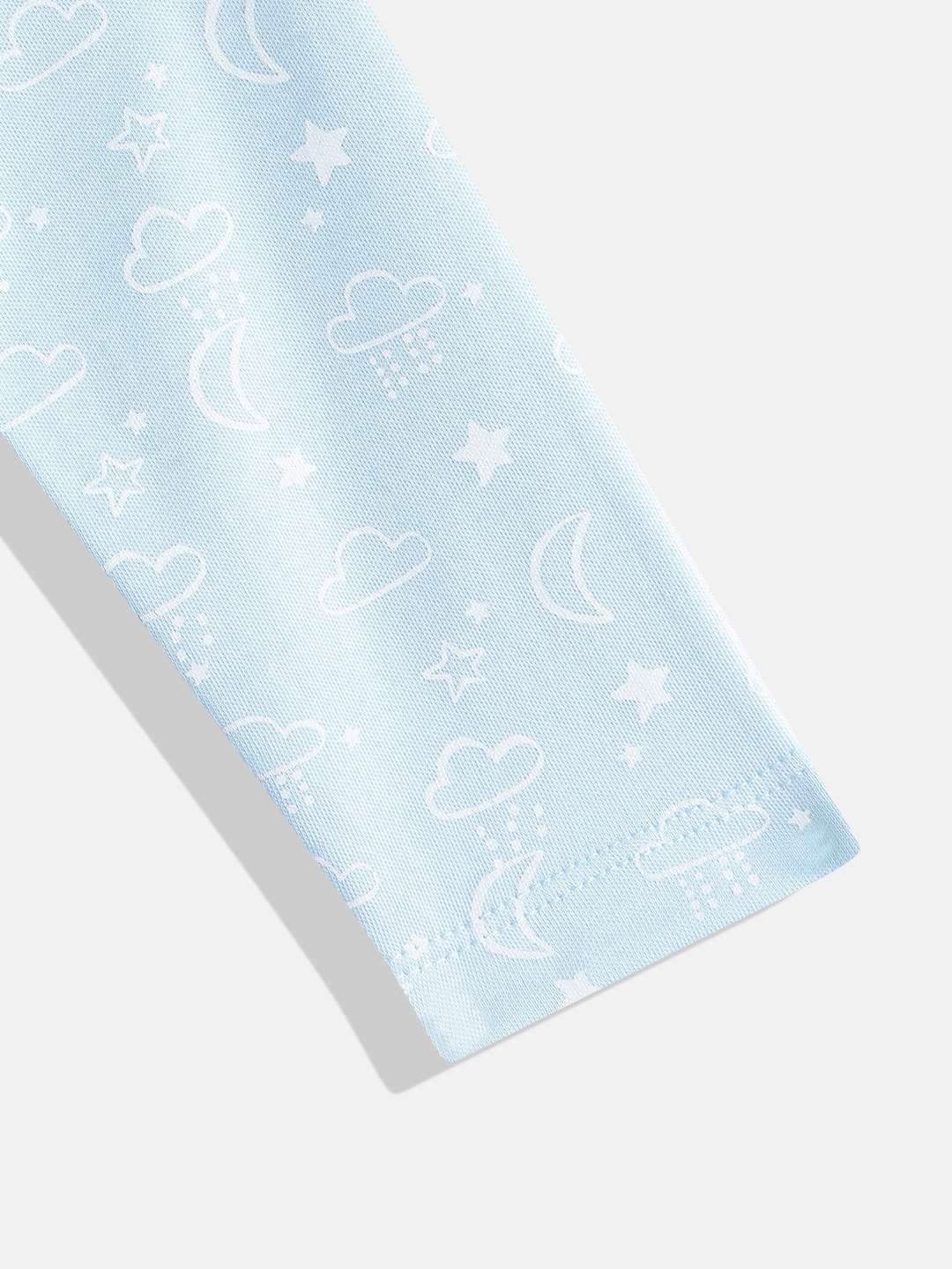 https://cdn.fynd.com/v2/falling-surf-7c8bb8/fyprod/wrkr/products/pictures/item/free/original/000000410405138001/0ngftefYTqr-410405138001_5.jpg
