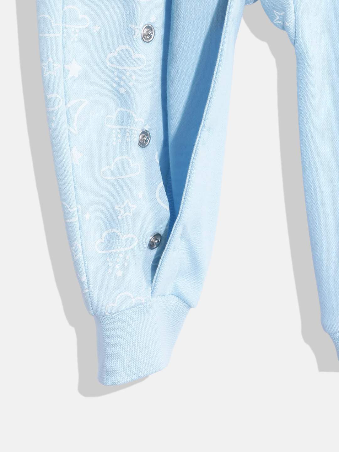 https://cdn.fynd.com/v2/falling-surf-7c8bb8/fyprod/wrkr/products/pictures/item/free/original/000000410405138001/7sBVujUvyRE-410405138001_6.jpg