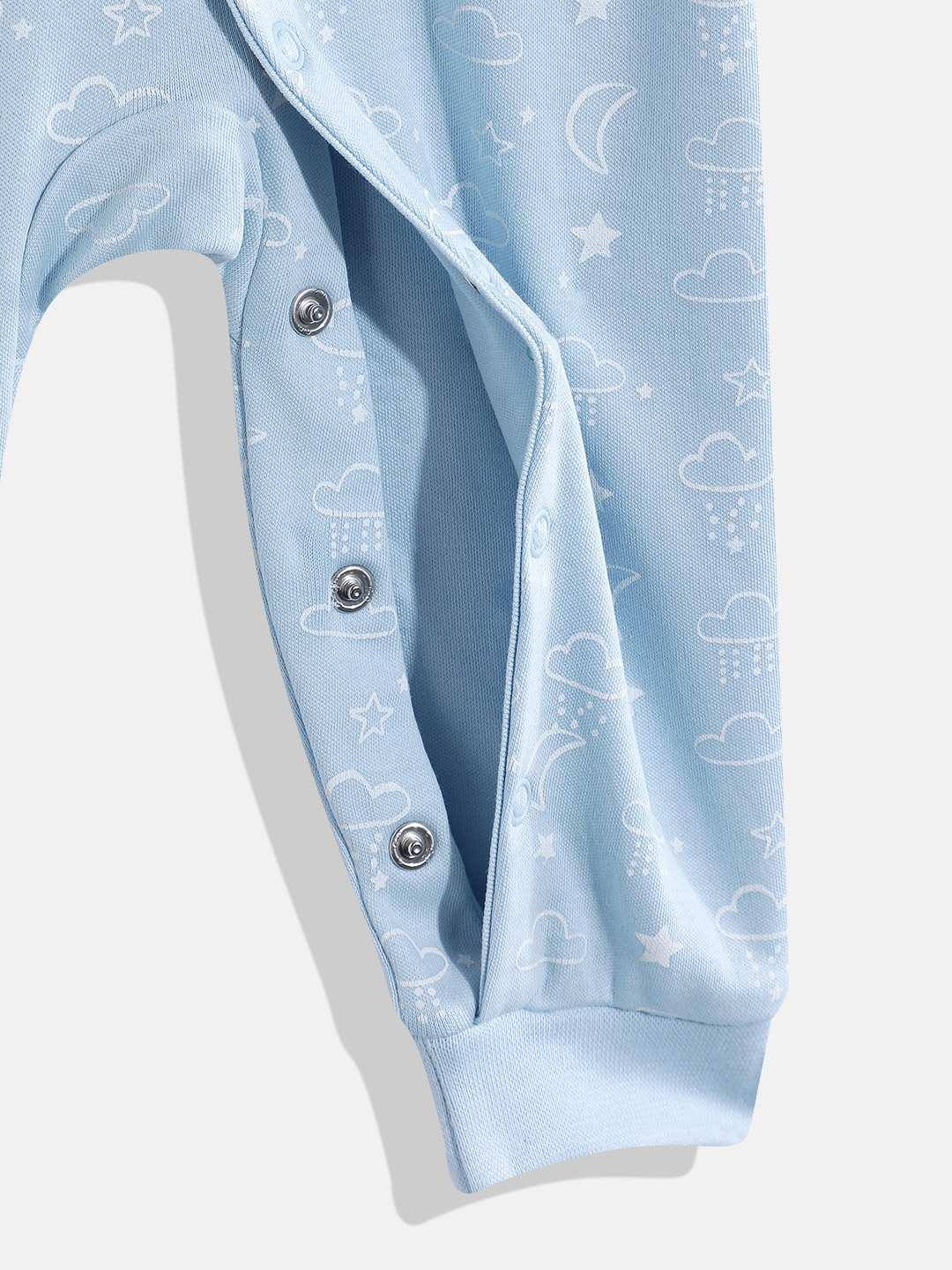 https://cdn.fynd.com/v2/falling-surf-7c8bb8/fyprod/wrkr/products/pictures/item/free/original/000000410405139001/B7aCUj1a4m_-410405139001_5.jpg