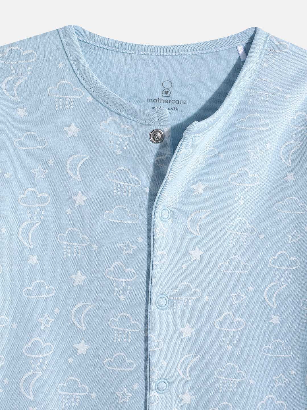 https://cdn.fynd.com/v2/falling-surf-7c8bb8/fyprod/wrkr/products/pictures/item/free/original/000000410405139001/h_uZ1K8cKtm-410405139001_4.jpg