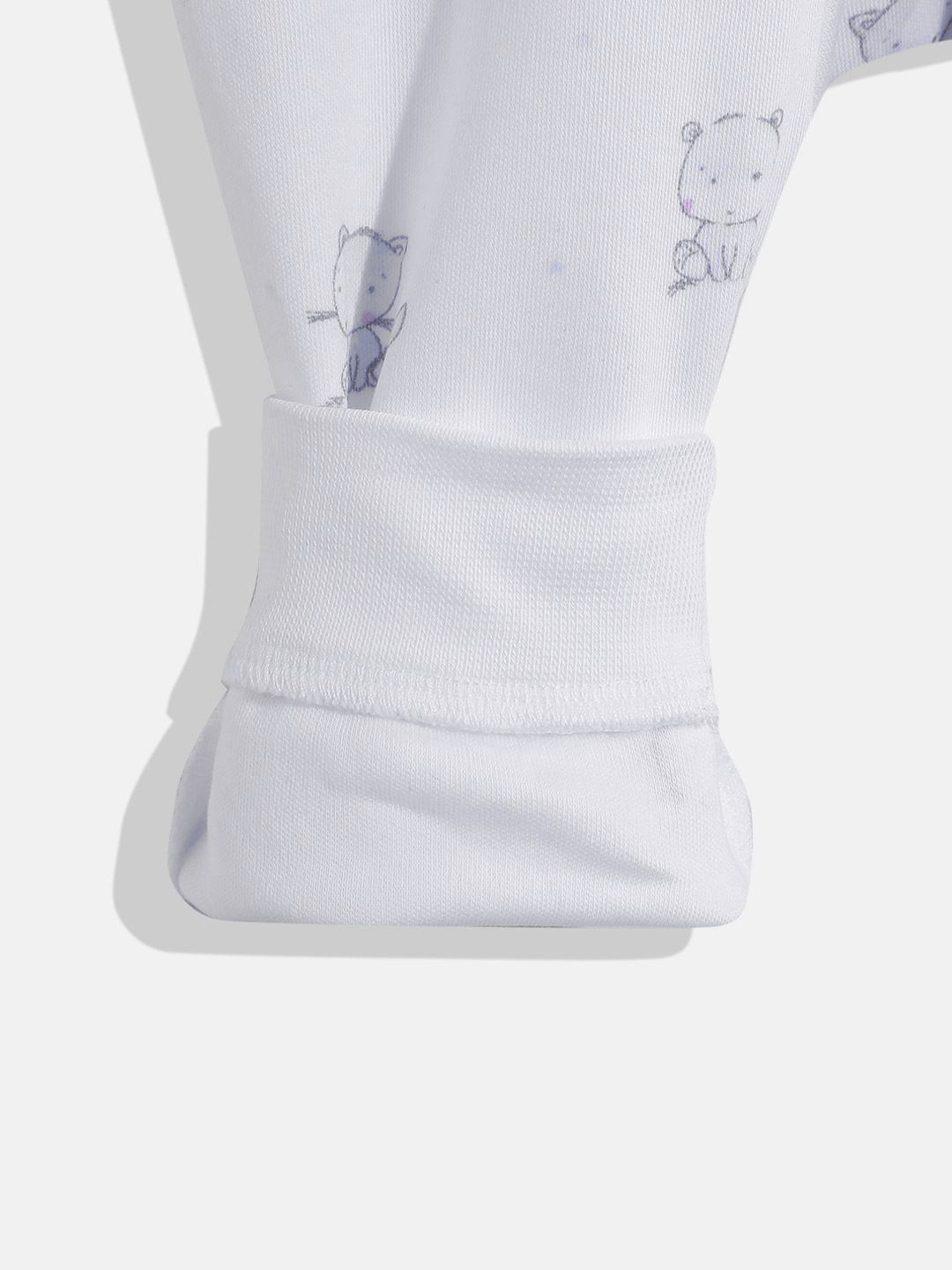 https://cdn.fynd.com/v2/falling-surf-7c8bb8/fyprod/wrkr/products/pictures/item/free/original/000000410405142001/vzcFyHdKwtn-410405142001_7.jpg