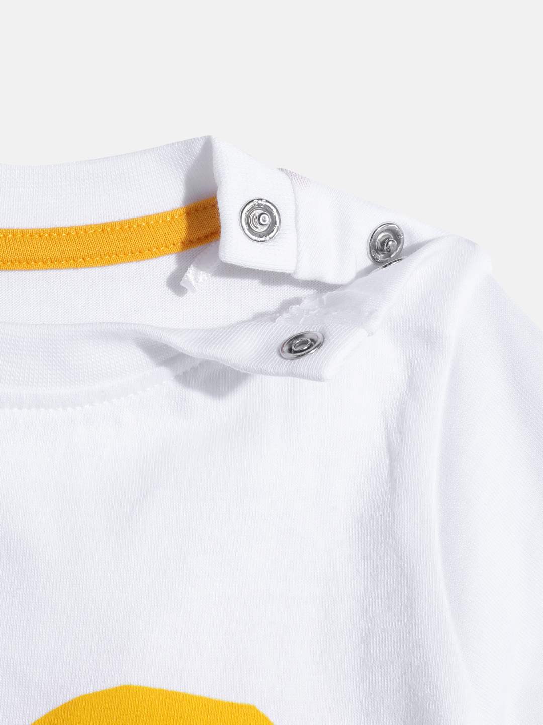 https://cdn.fynd.com/v2/falling-surf-7c8bb8/fyprod/wrkr/products/pictures/item/free/original/000000410405177001/y5fnPI35g0k-GG25097_5.jpg