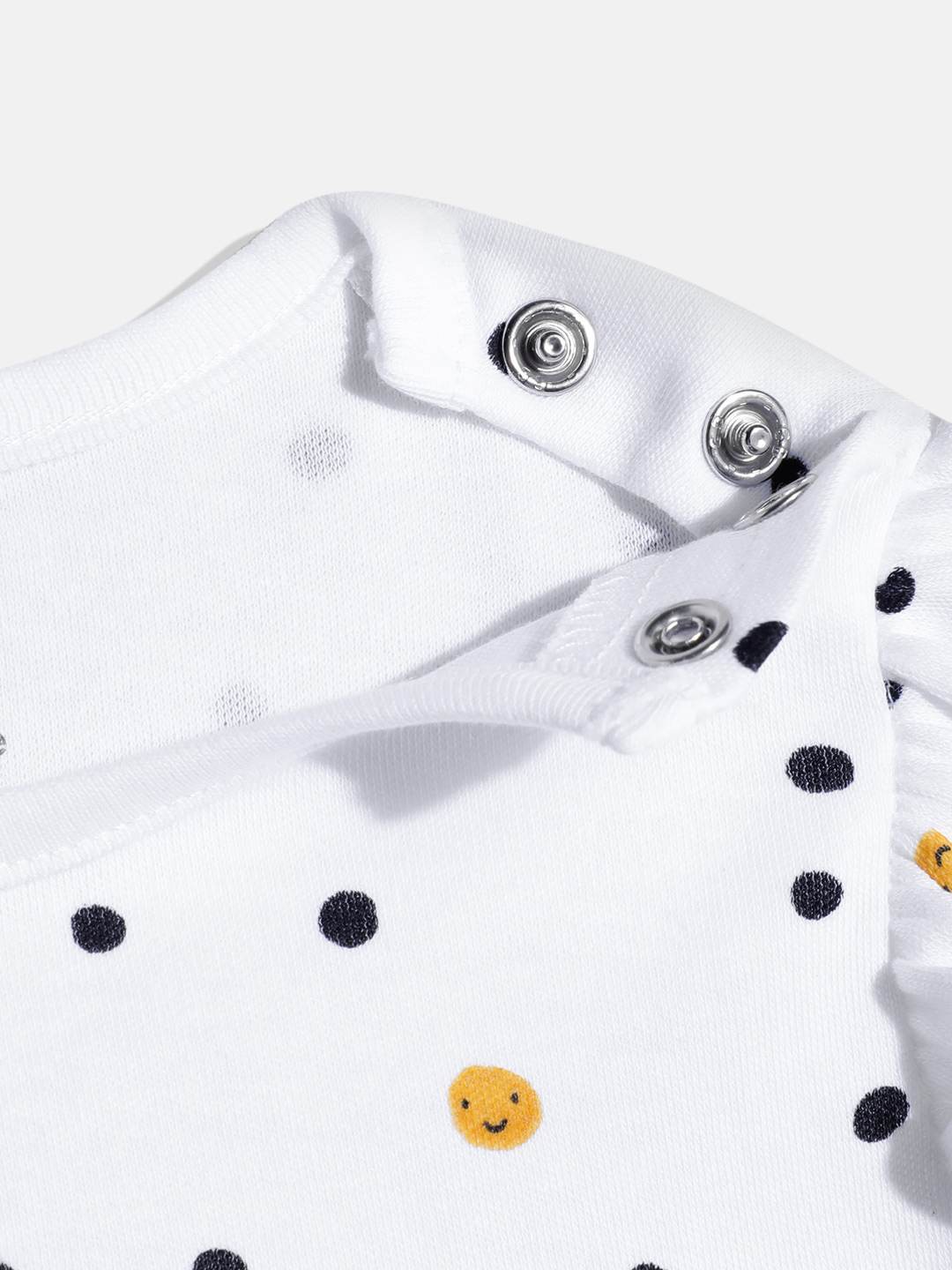 https://cdn.fynd.com/v2/falling-surf-7c8bb8/fyprod/wrkr/products/pictures/item/free/original/000000410405178001/hBcleEbsMkA-GG25076_4.jpg