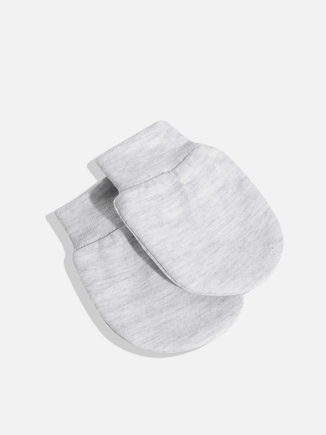 https://cdn.fynd.com/v2/falling-surf-7c8bb8/fyprod/wrkr/products/pictures/item/free/original/000000410405216001/M45m7Sp6BKH-GG25175_18.jpg