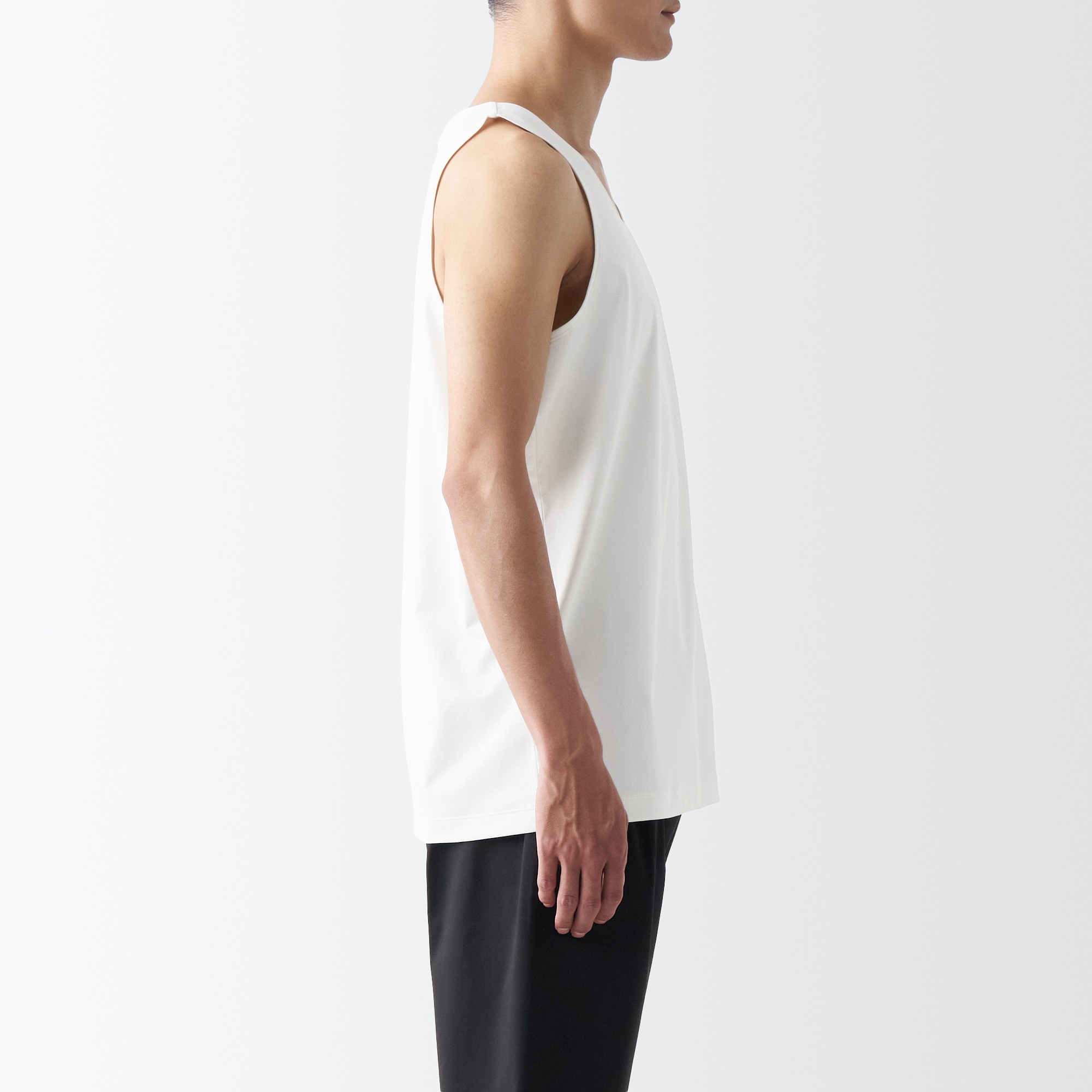 MUJI | Quick dry tank top (ASEAN)