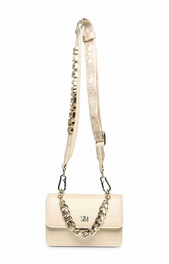 Bzen White Handbags