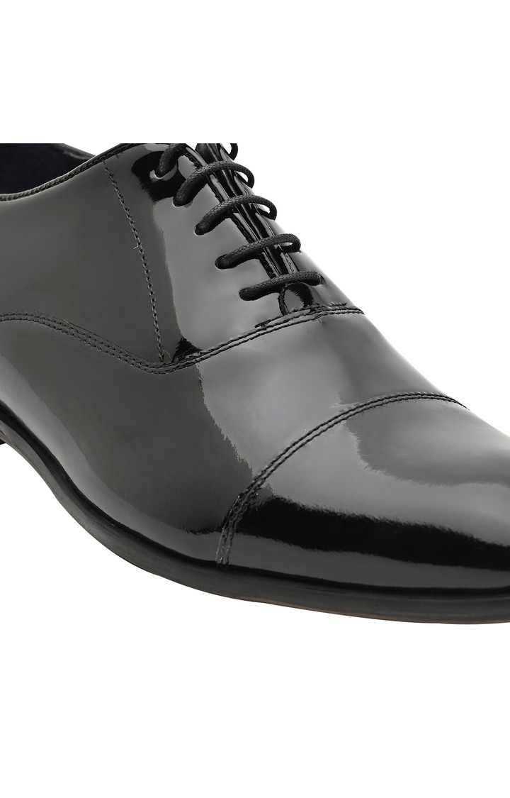 Santiago Black Tie-Ups & Dress Loafers