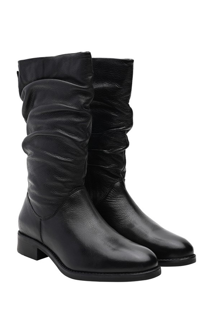 Sm -1570 Black Boots