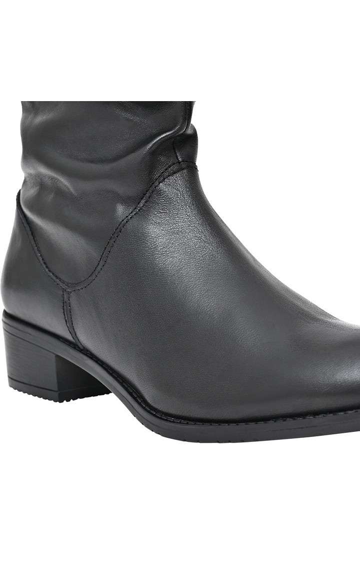Sm -1572 Black Boots