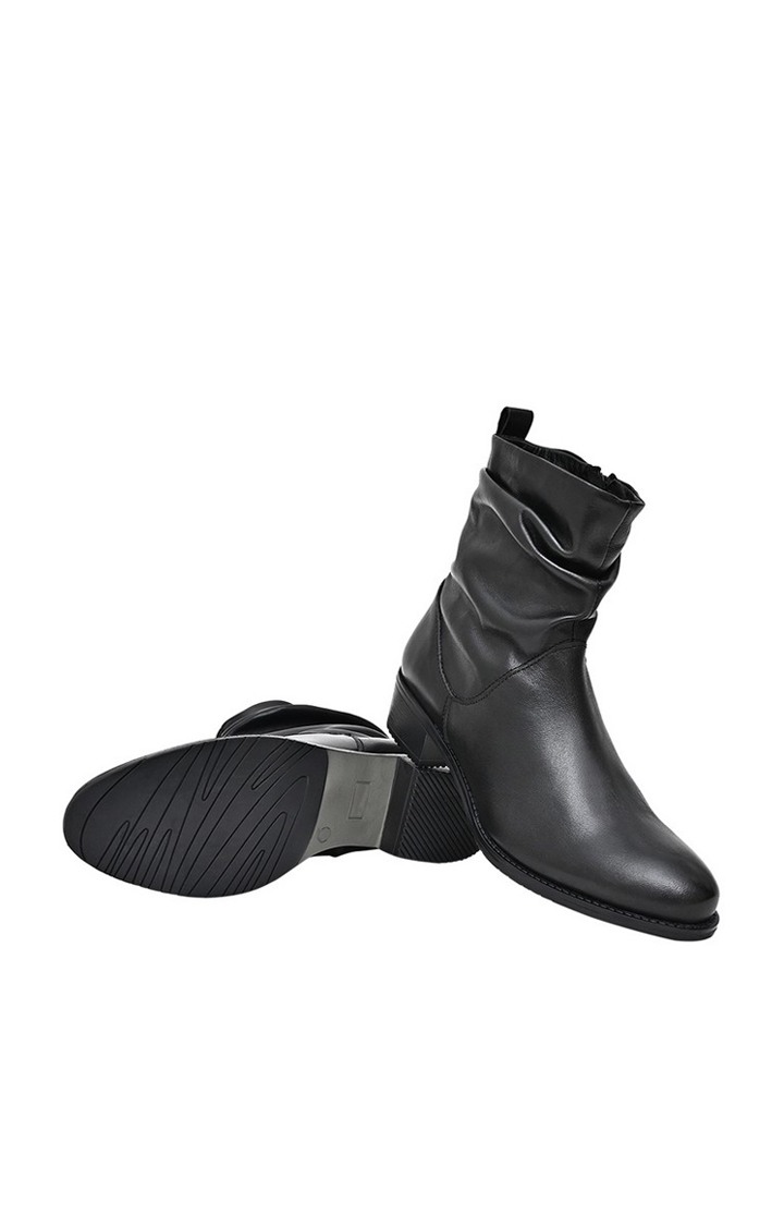 Sm -1572 Black Boots