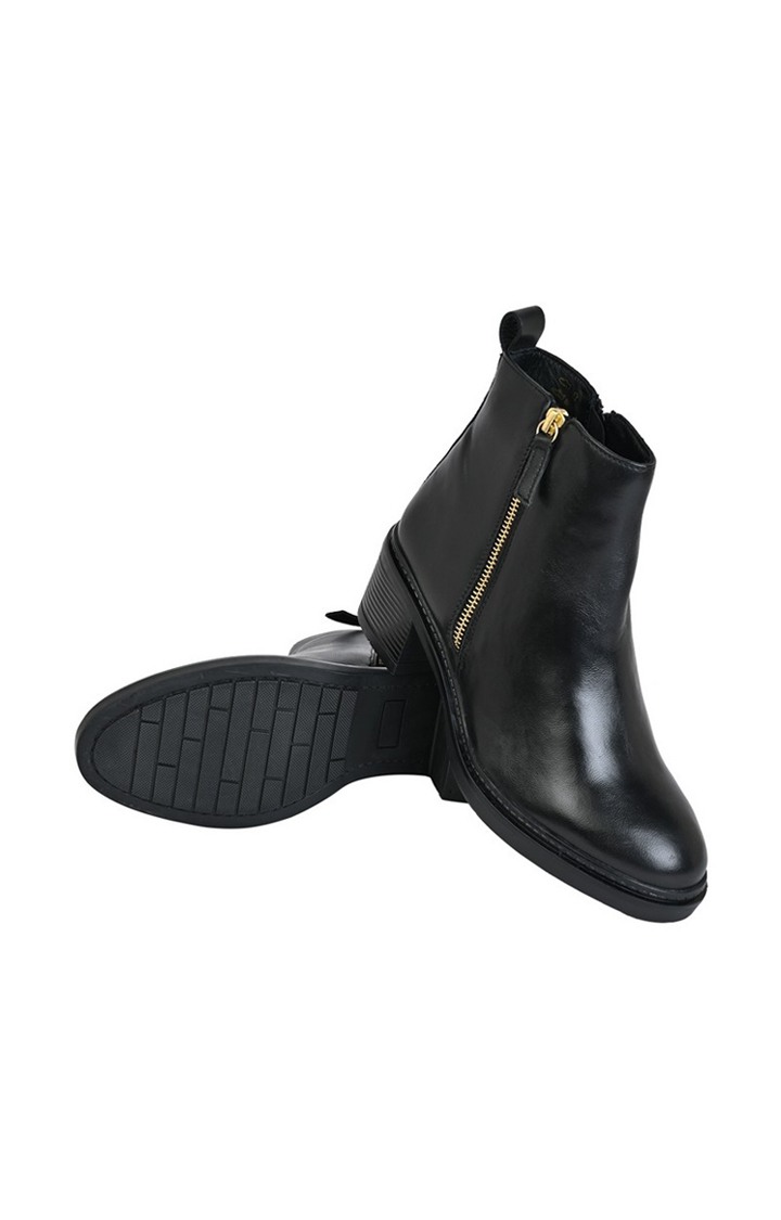 Sm -1574 Black Boots