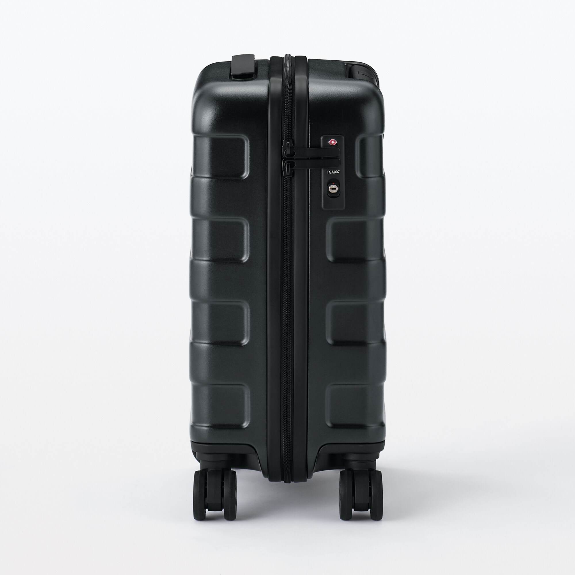 Free adjustable handle Hard carry-on suitcase (20L) Black