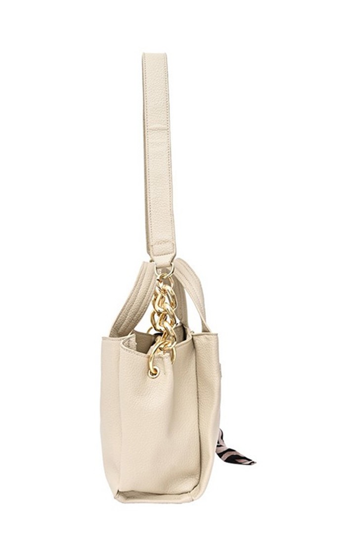 Bvivi White Handbags