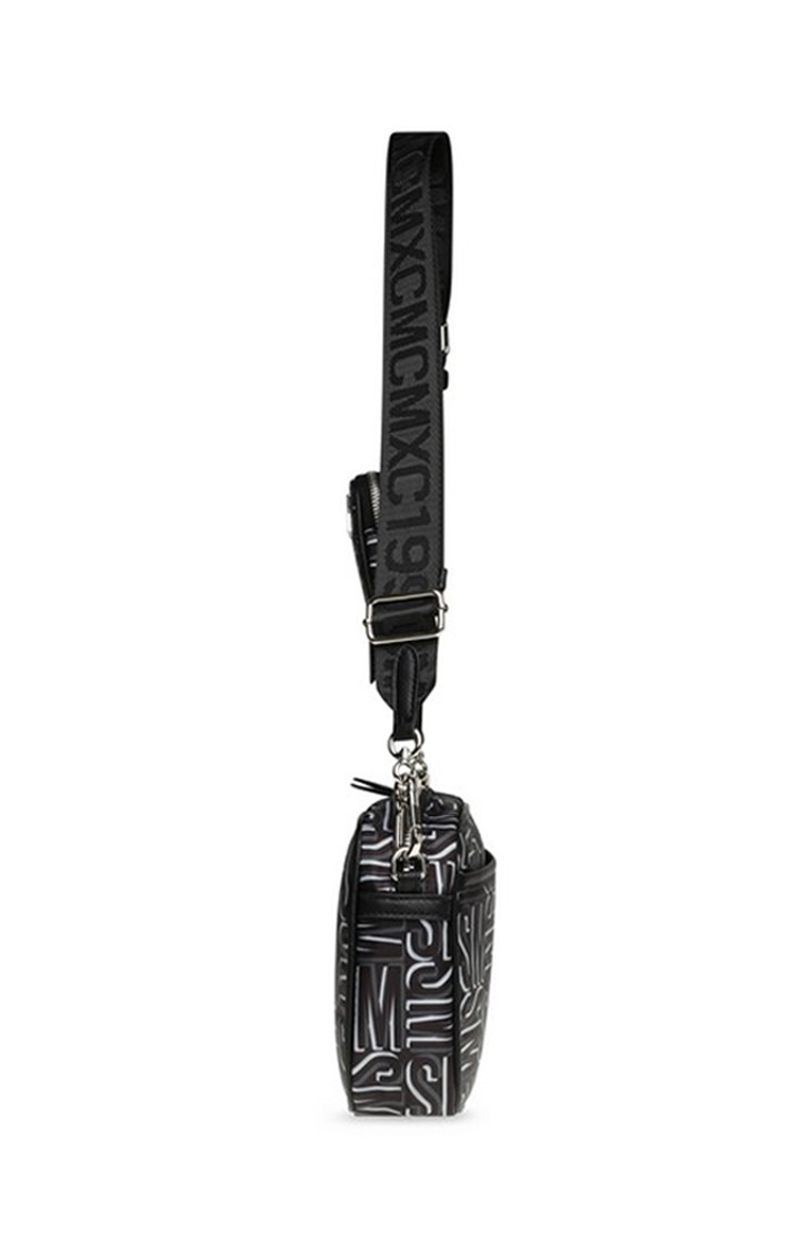 Bvader-B Black Handbags