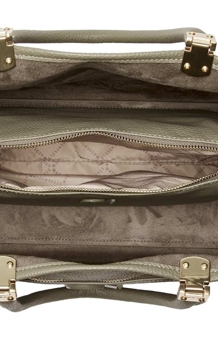 Barmandd Green Handbags
