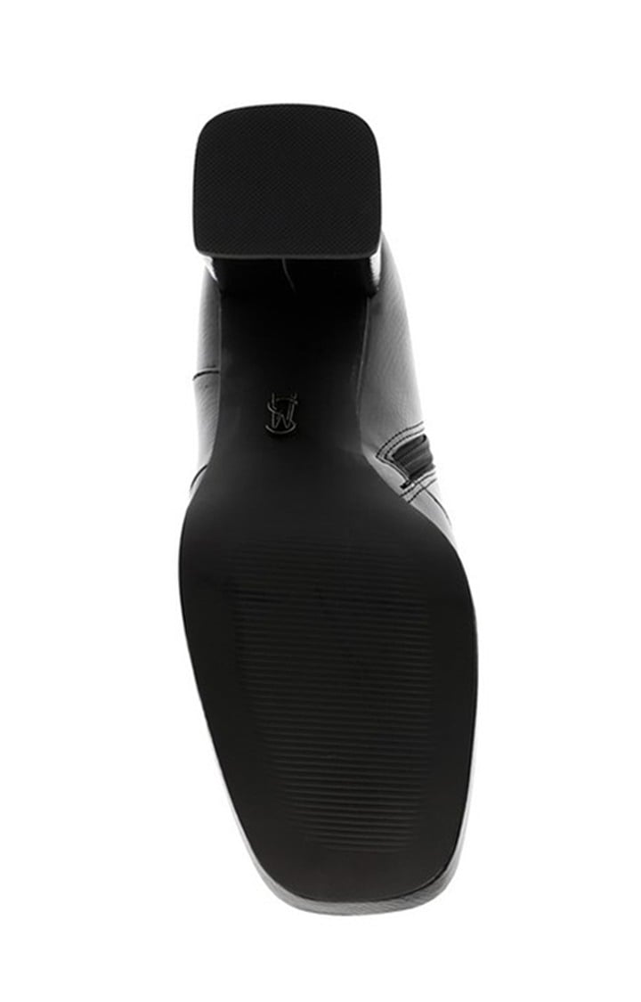 Artistic Black Boots