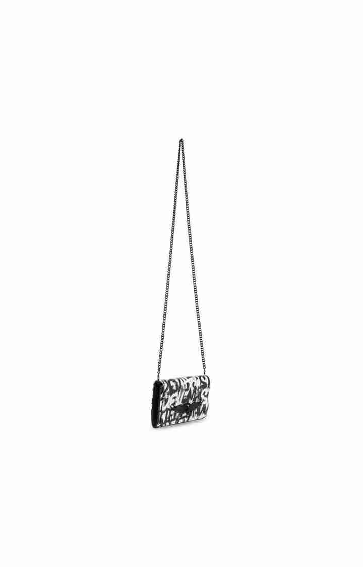 Bmoody-G Black Handbags