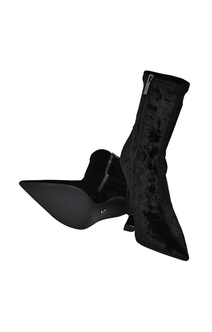 Sizzler Black Boots