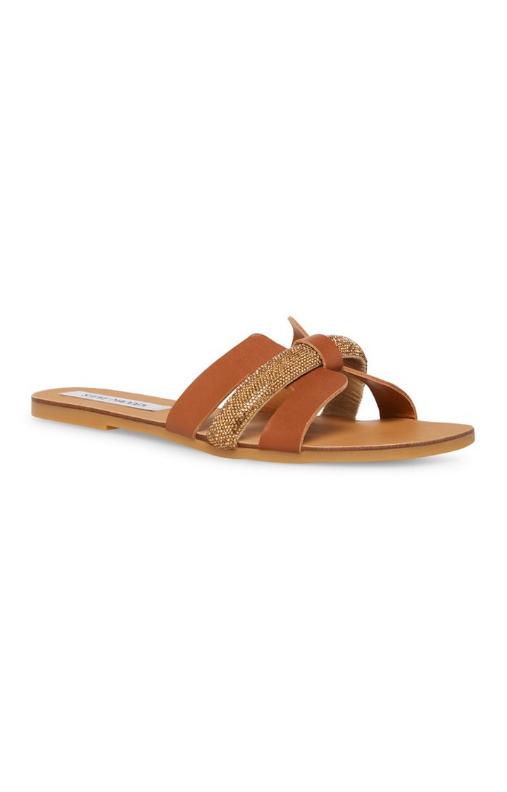 Edriah Brown Flats