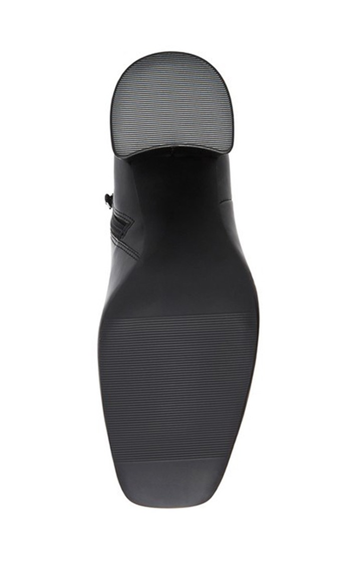 While Black Boots