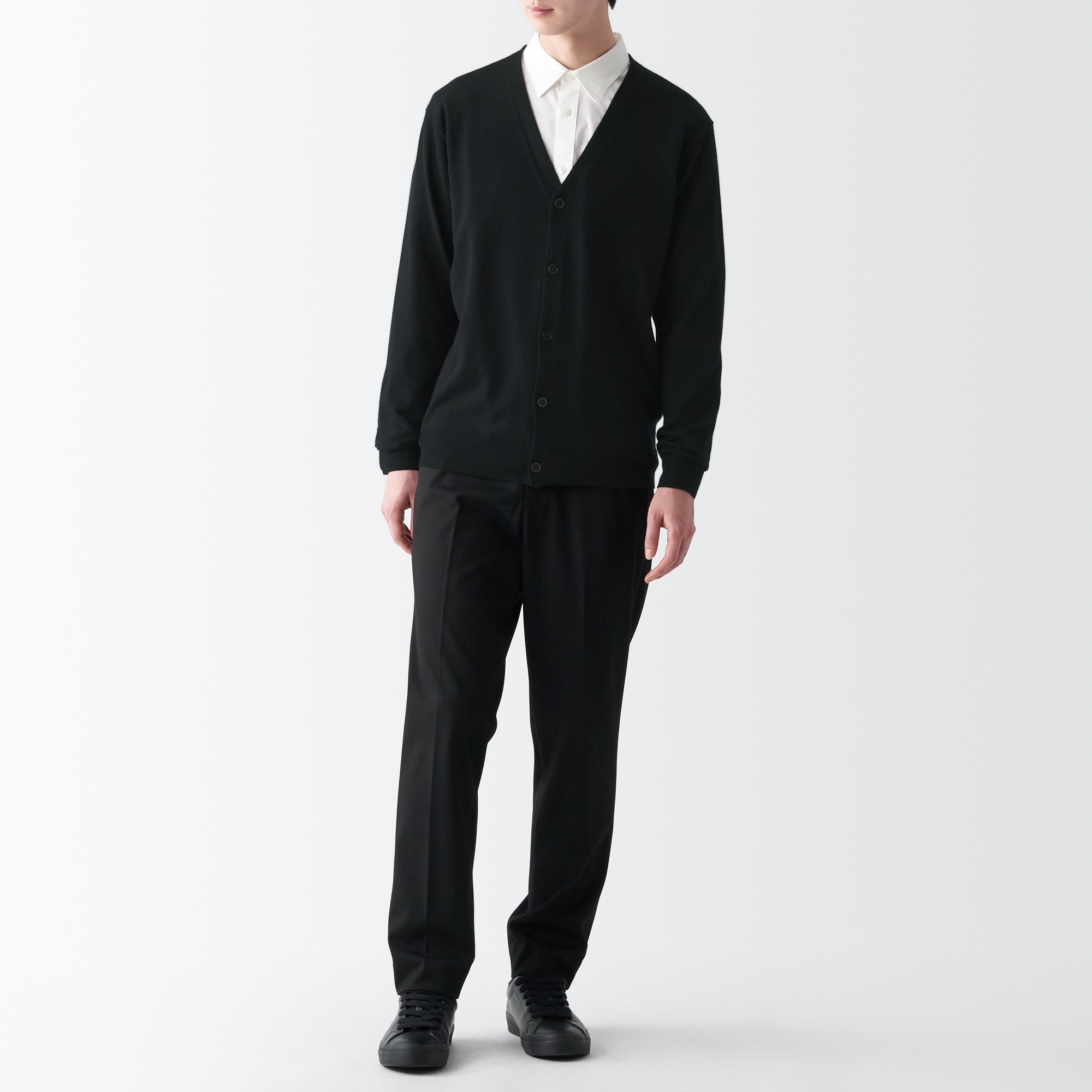 Washable high-gauge V neck cardigan