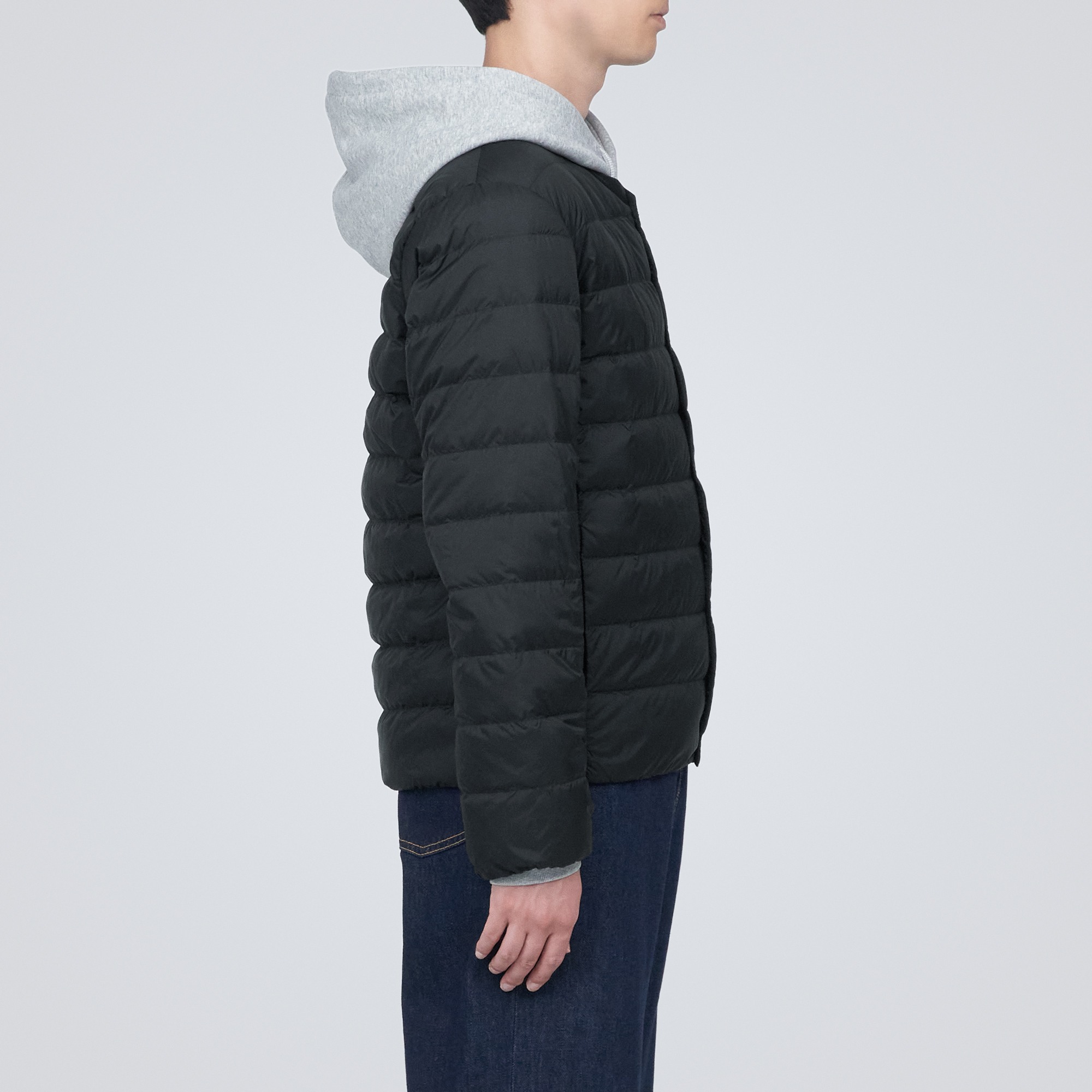 Light weight pocketable Collarless down jacket