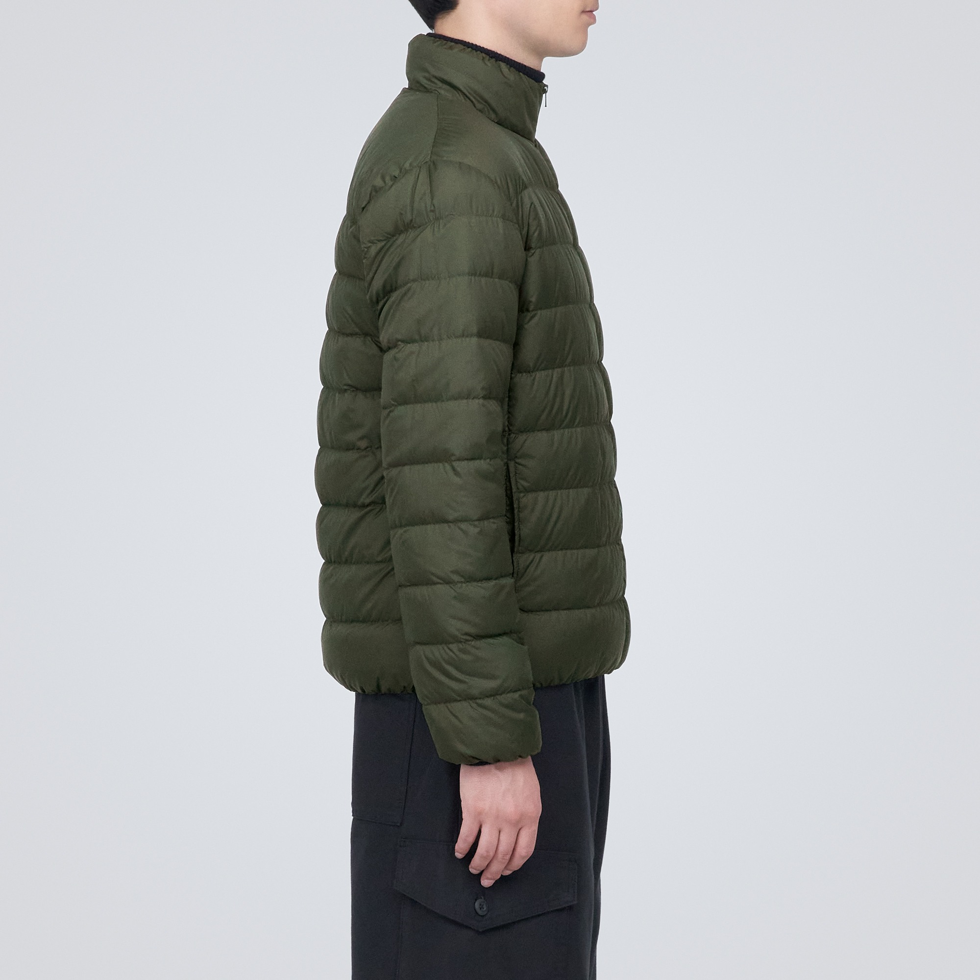 Light weight pocketable  down jacket