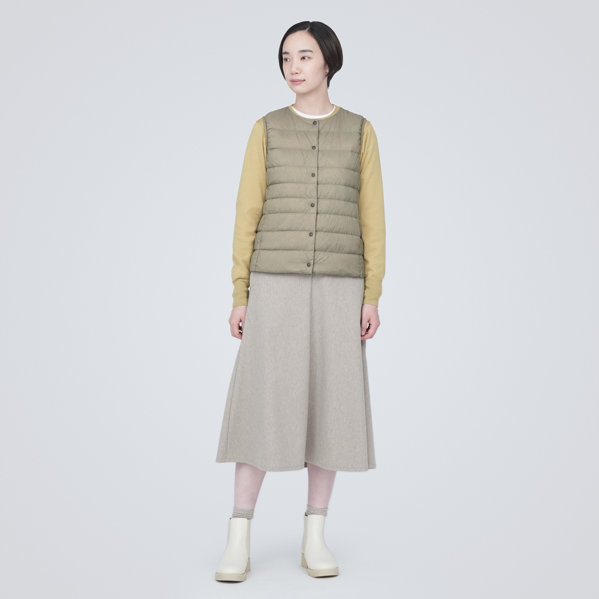 Lightweight Collarless Down vest