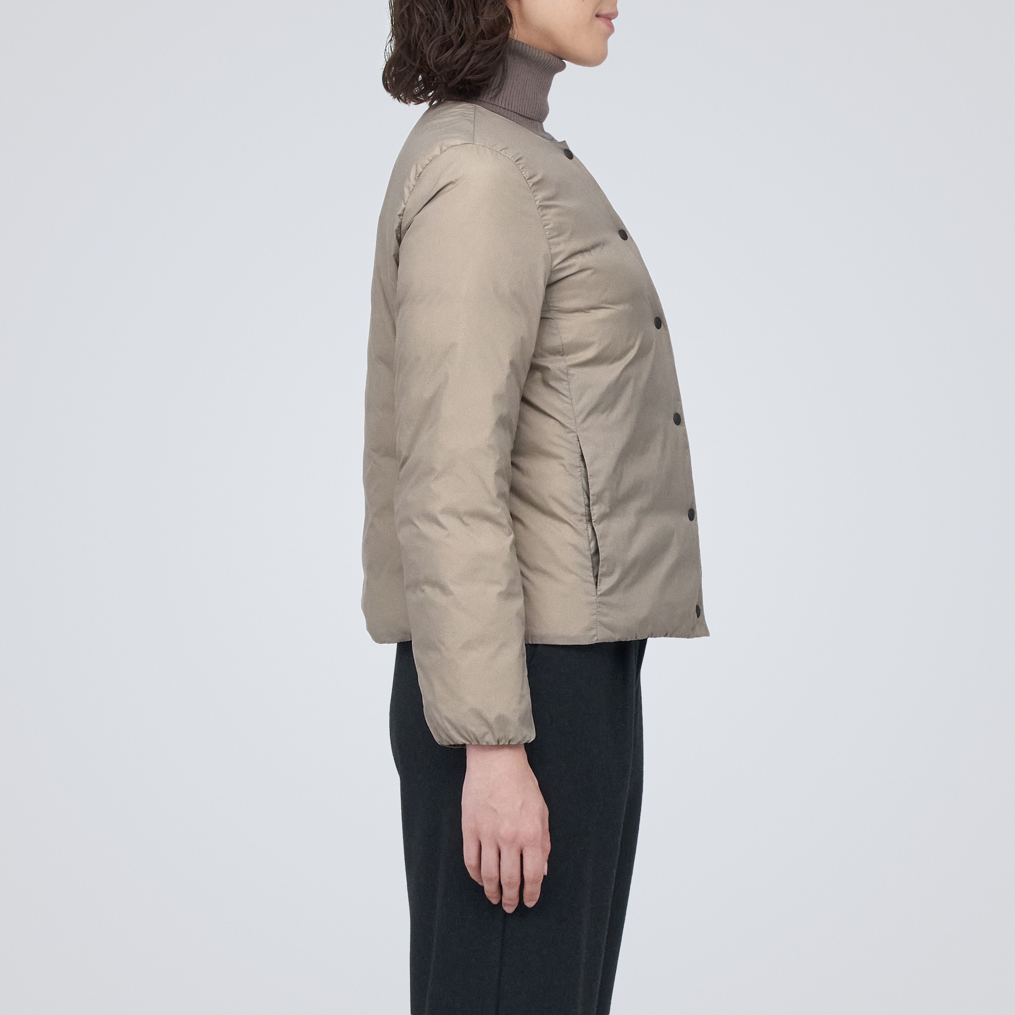 Lightweight Collarless Down jacket