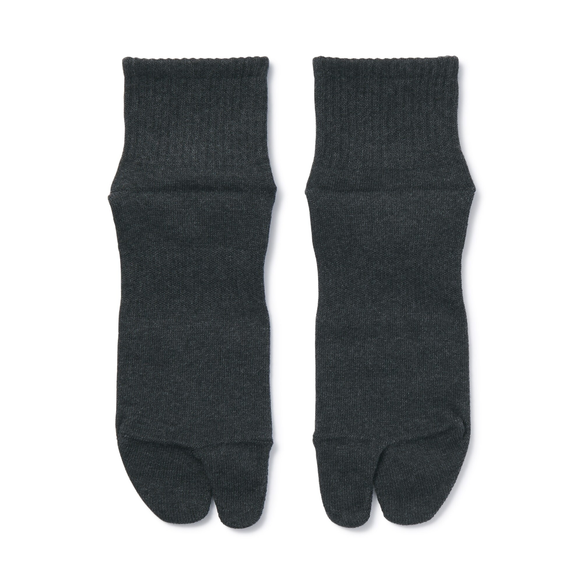 Right Angle Tabi Style Short Socks