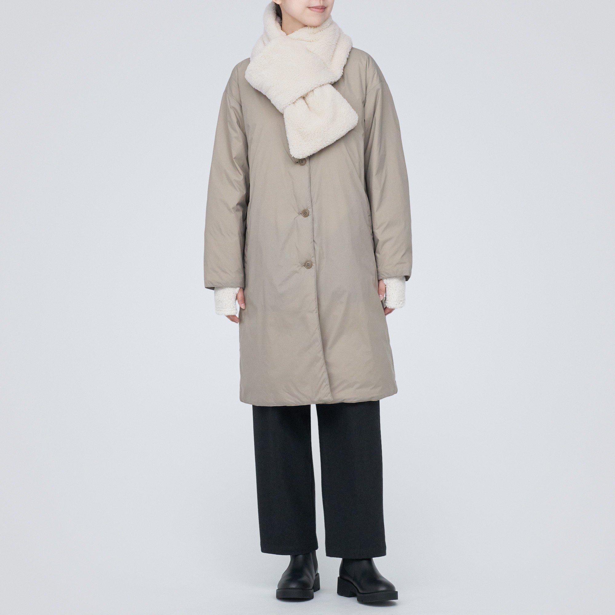 MUJI | Recycle polyester Boa stole
