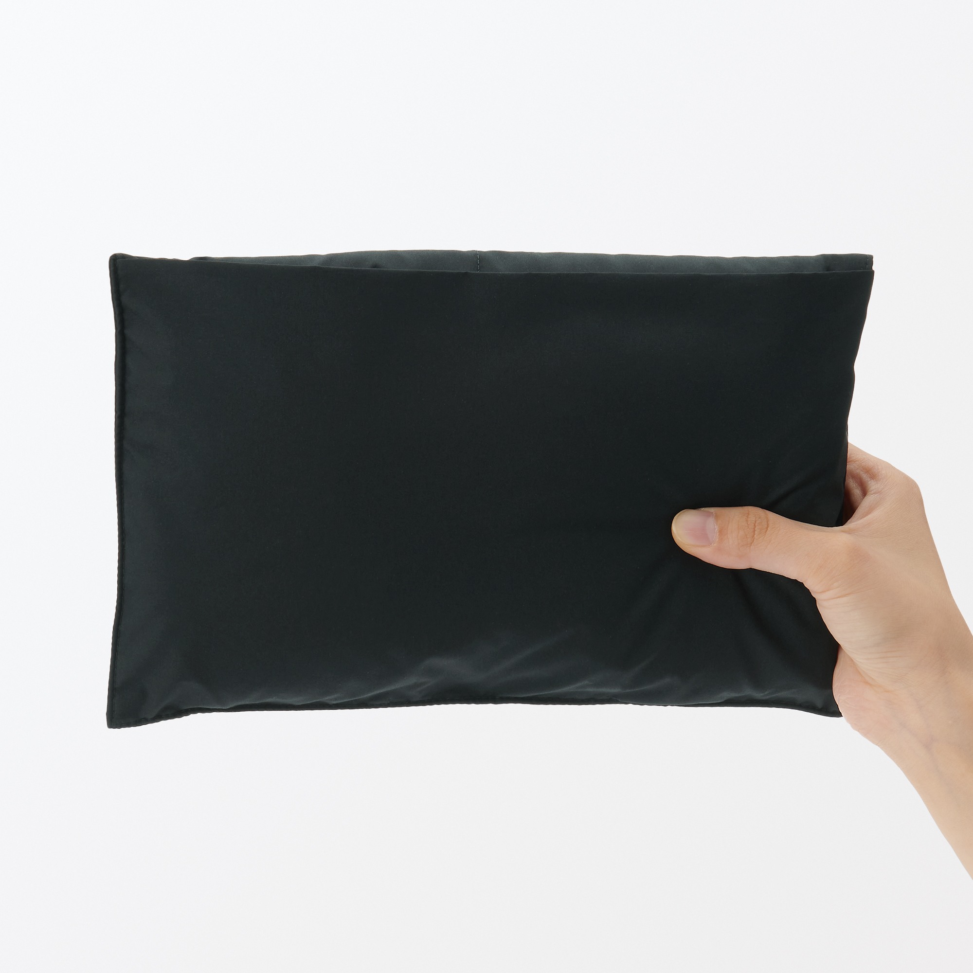 MUJI | Recycle polyester Water-reppellent pocketable  down Stole