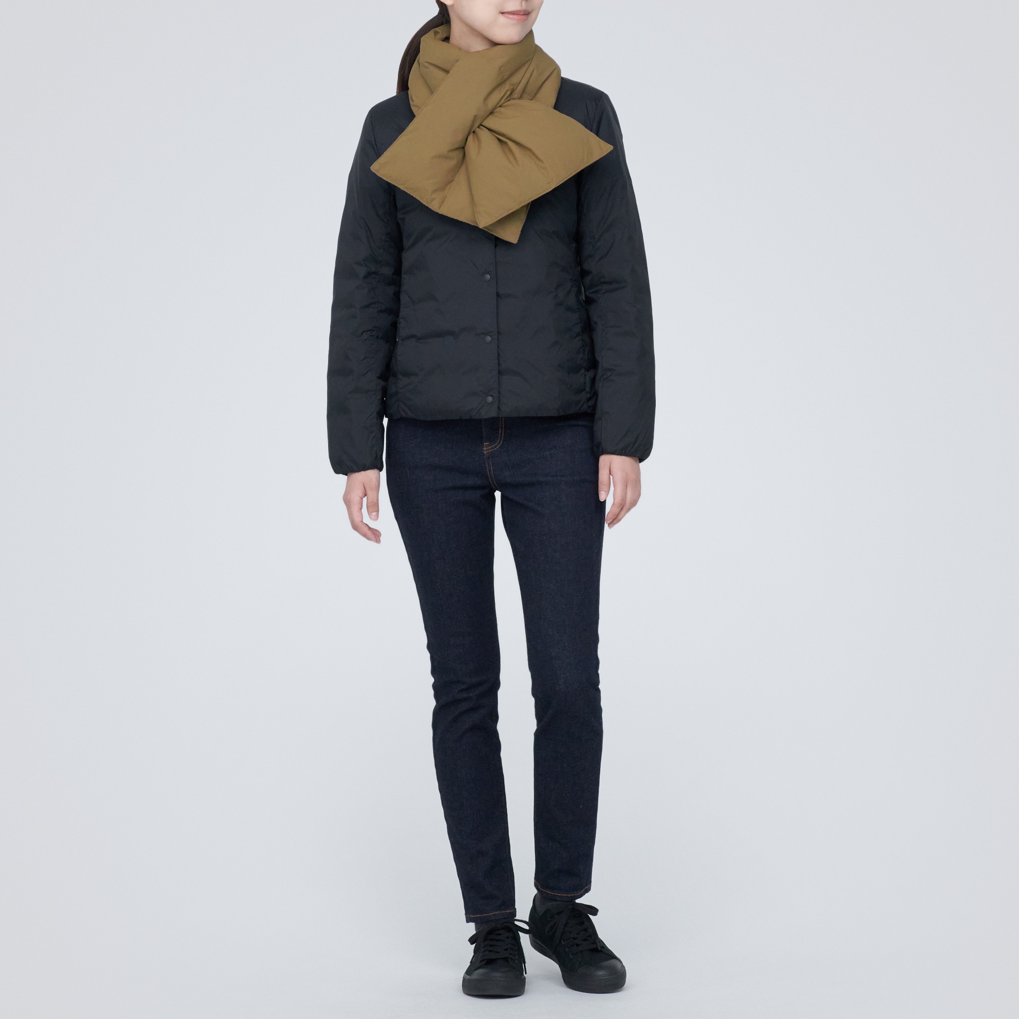 MUJI | Recycle polyester Water-reppellent pocketable  down Stole