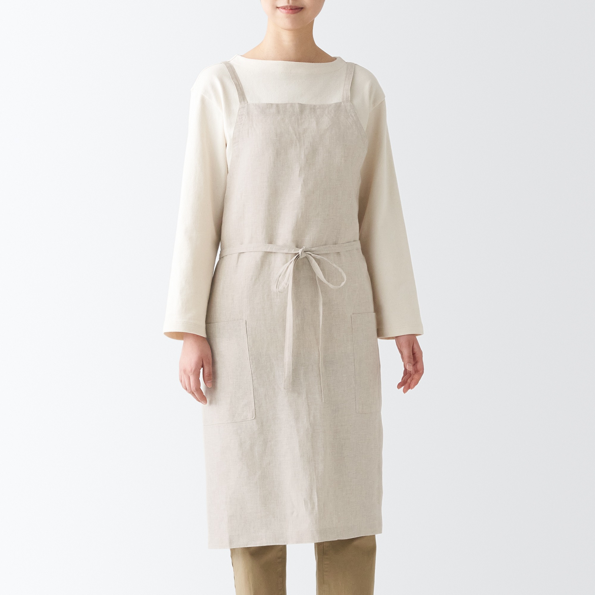MUJI | Plain weave linen cross back apron