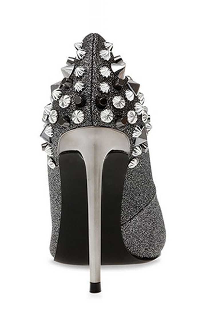 Viral Silver Pumps