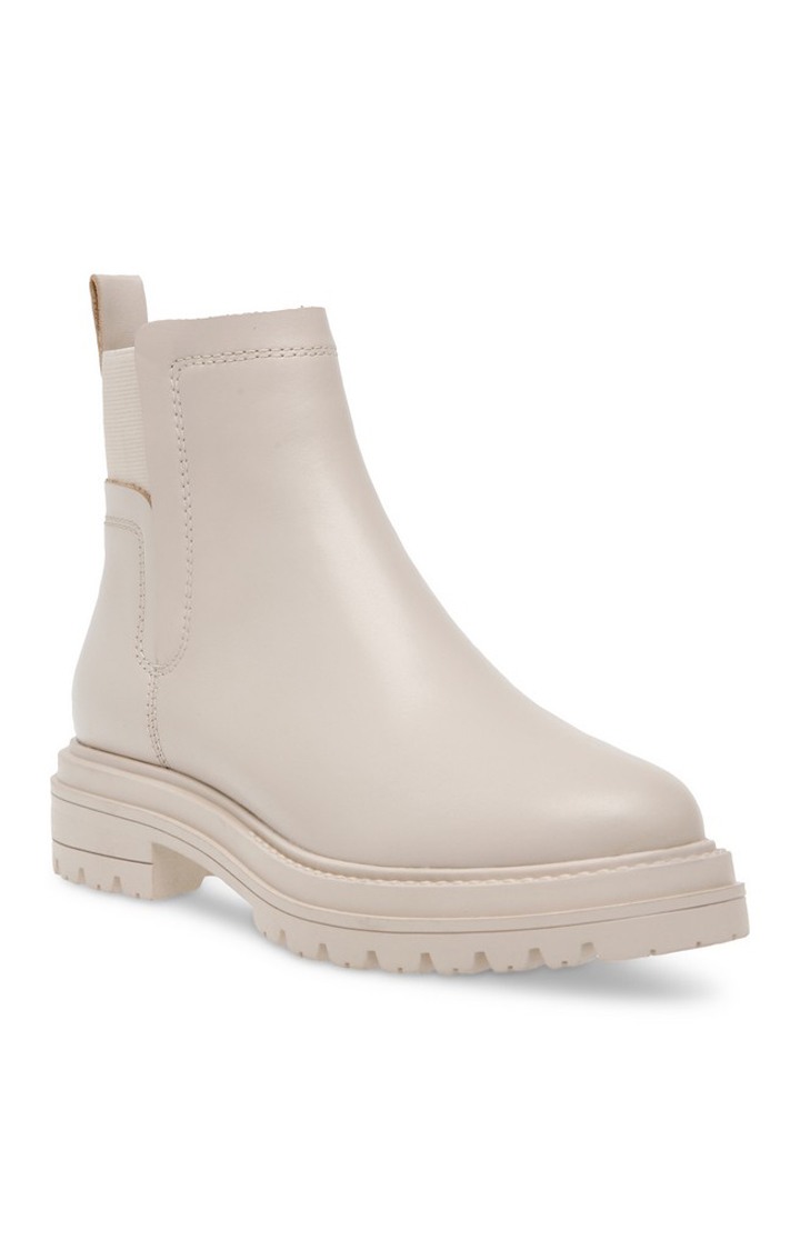 Kendyl White Boots