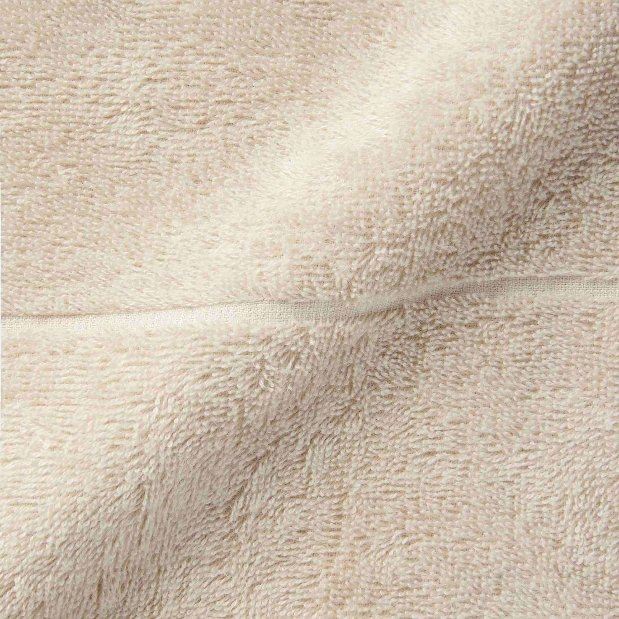 PILE BATH TOWEL WITH FURTHER OPTION AND LOOP