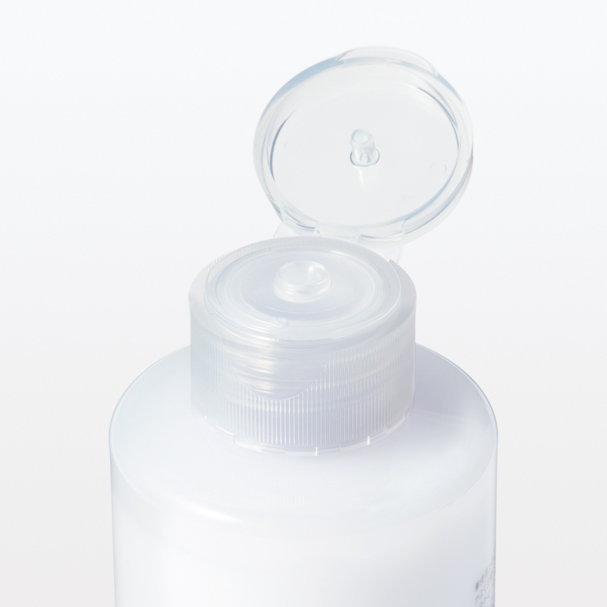 MOISTURISING MILK LIGHT