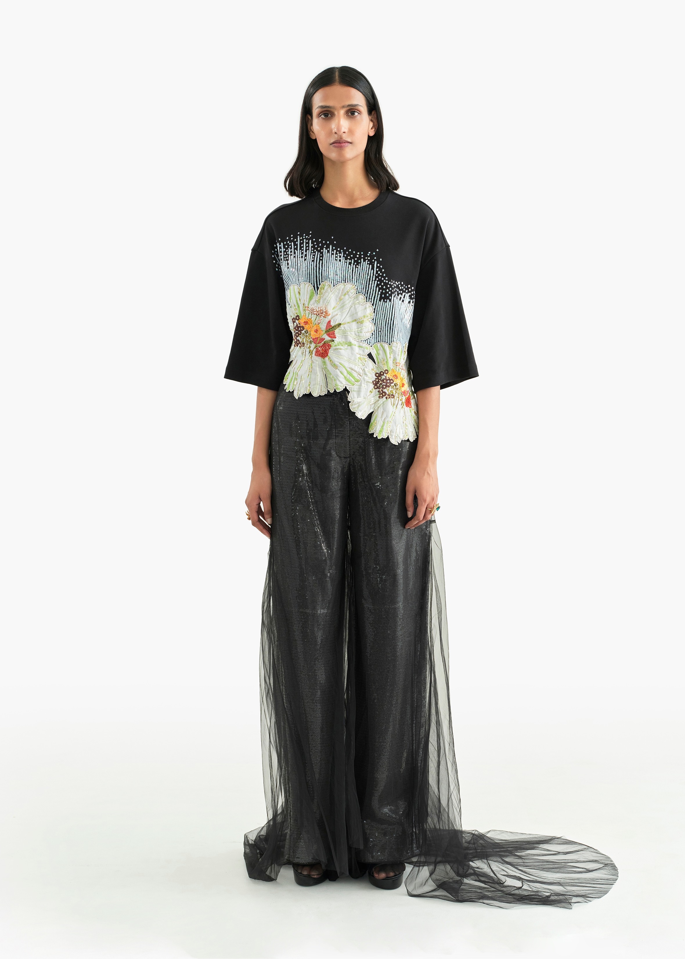 Black Cotton Supima Carnation Embroidered Cropped T-Shirt