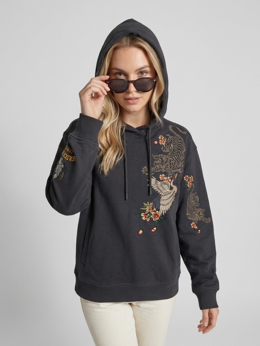 ELEMENTS OF JAPAN PULLOVER HOODIE