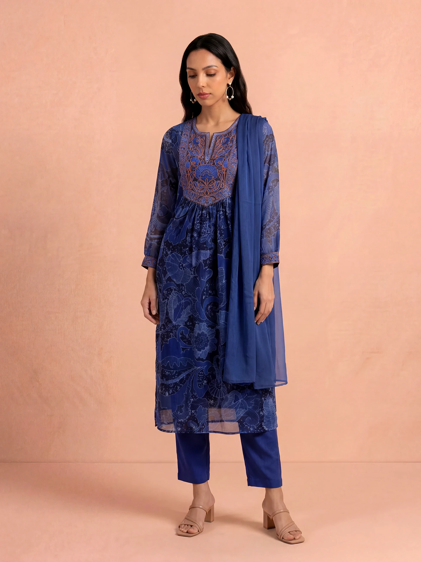 Blue Pearl Petal Suit Set