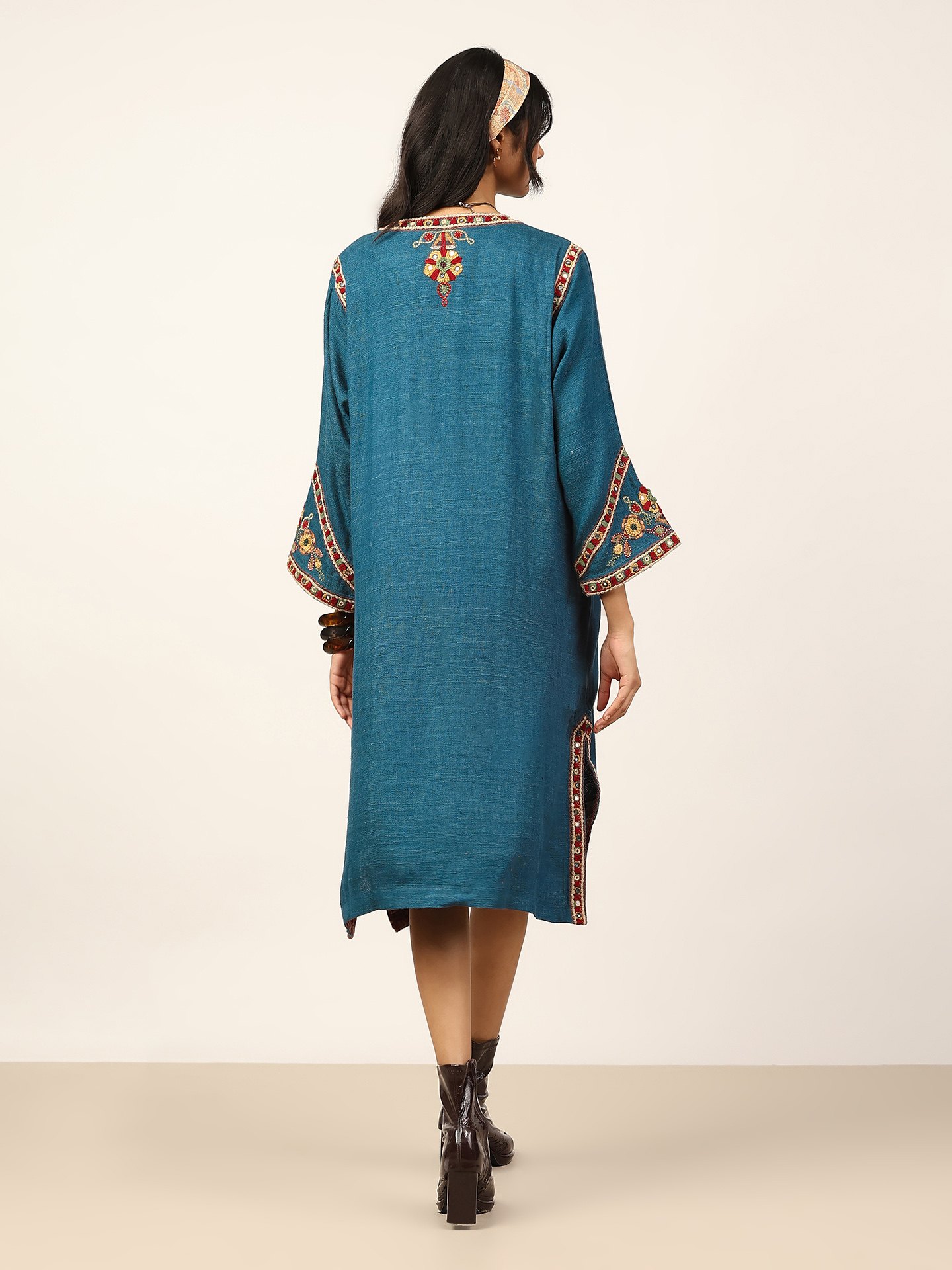 Blue Elara Shrug