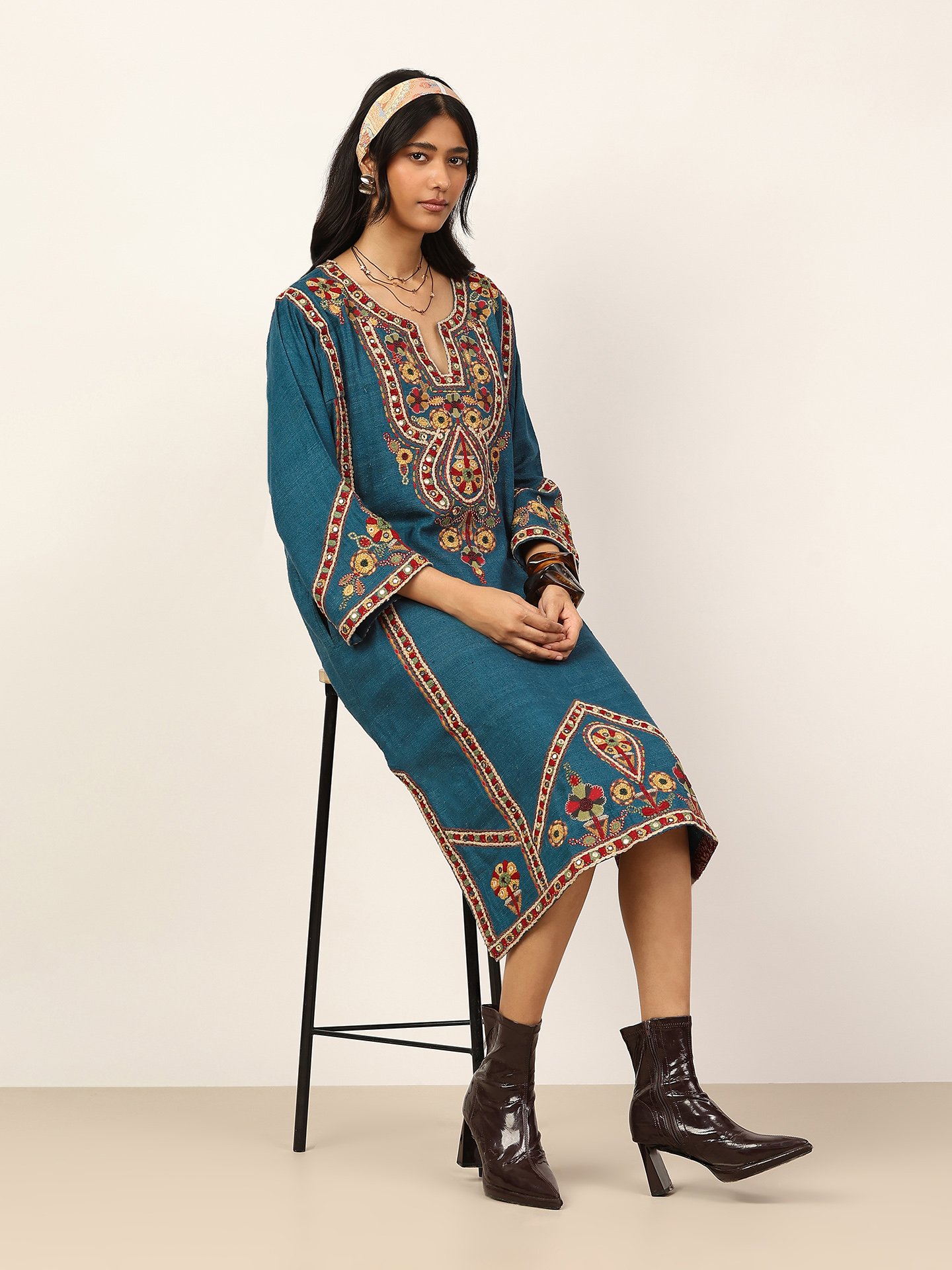 Blue Elara Shrug