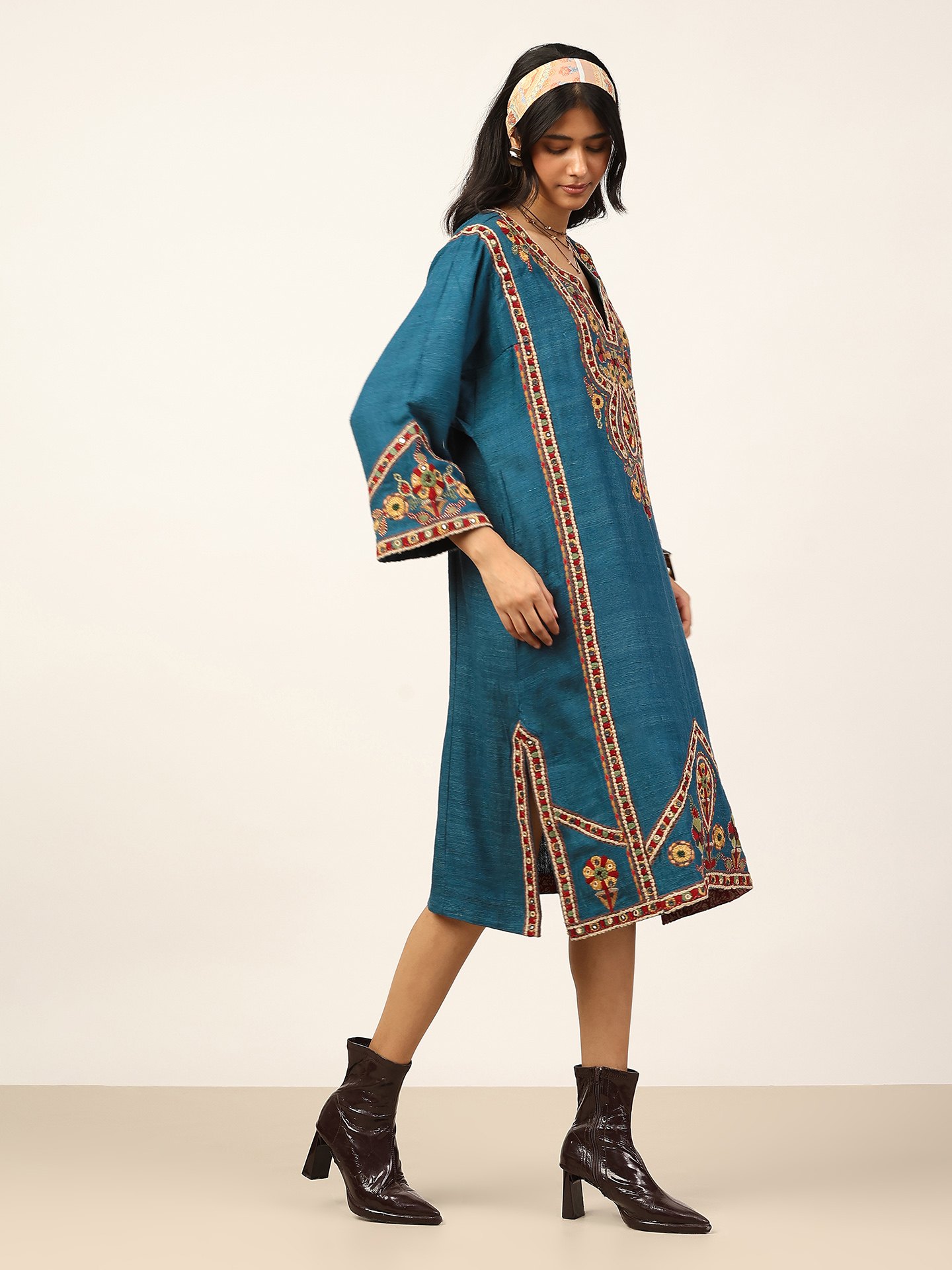 Blue Elara Shrug